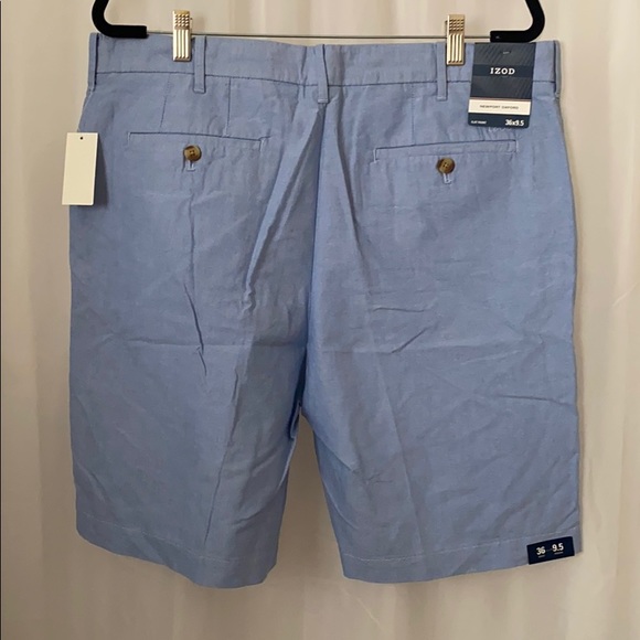 Izod Newport Oxford Shorts - Picture 3 of 3